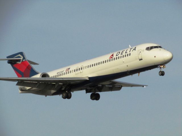 Boeing 717-200 (N923AT) - Landing RWY 20R