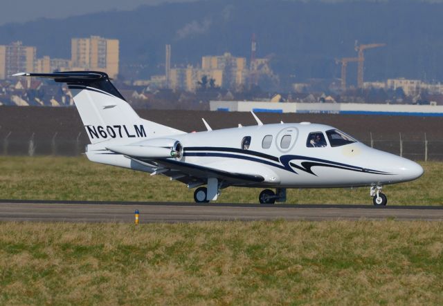 Eclipse 500 (N607LM)