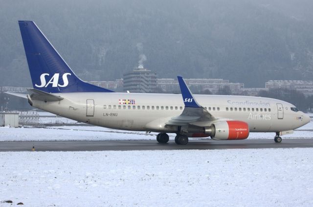 Boeing 737-700 (LN-RNU)