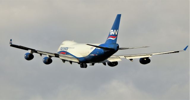 Boeing 747-400 (4K-SW008) - silkway b747-4r7f 4k-sw008 dep shannon 16/5/20.