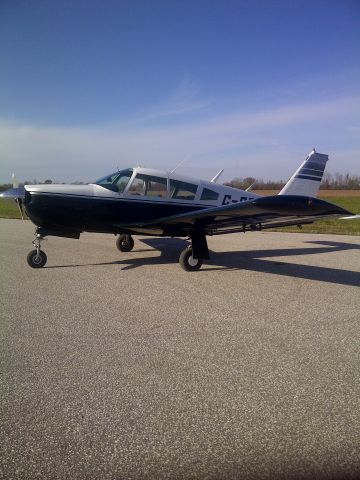 Piper Cherokee (C-GPYR) - On the ramp at Pelee Island - CYPT