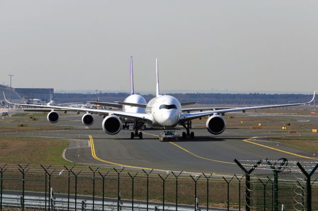 Airbus A350-900 (B-304D)