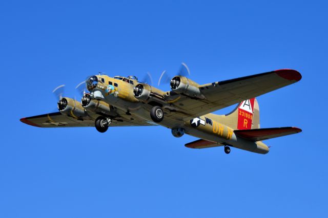 Boeing B-17 Flying Fortress —