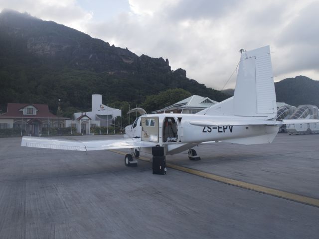 PACIFIC AEROSPACE 750XL (ZS-EPV) - On the Seychelles. 11 FEB 2017.