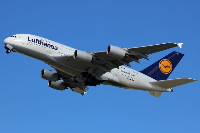 Airbus A380-800 (D-AIMC)