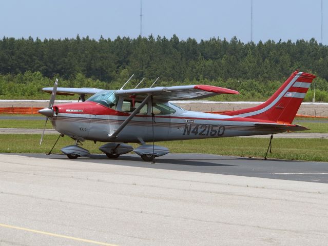 Cessna Skylane (N42150)