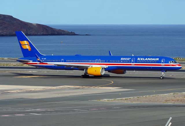 BOEING 757-300 (TF-ISX) - "100 Years Icelandic Independence" special livery.