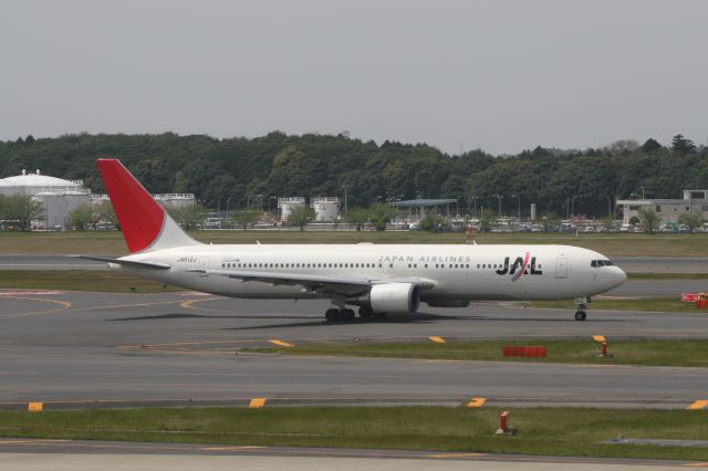 BOEING 767-300 (JA612J)