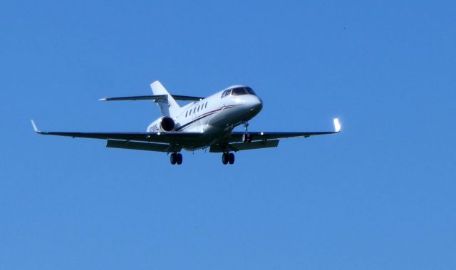 Hawker 800 (N780RE) - On final is this 2006 Raytheon Hawker 850XP in the Summer of 2019.