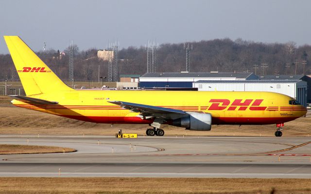 BOEING 767-200 (N652GT) - GIANT 2042 HEAVY leaving Cincinnati to head south for Memphis. Also my last picture at CVG. Photo taken on 12/11/2020.