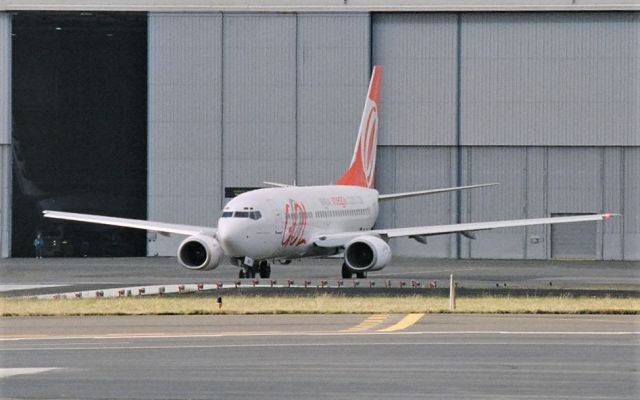 Boeing 737-700 (PR-GOI) - KBFI my EXIF data show Jan 3rd, 2005 on this photo,