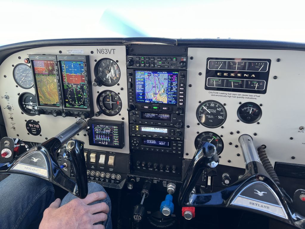 N63VT — - Another tuff day in the office.