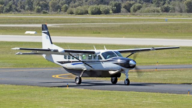 Cessna Caravan (VH-OEZ) - Cessna 208B. Omni Aero Space VH-OEZ YPJT 060919