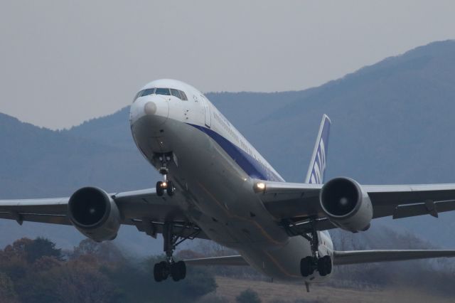 BOEING 767-300 (JA8578) - 31 October 2015:HKD-HND.