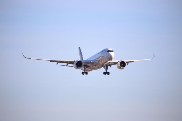 Airbus A350-900 (D-AIXQ)