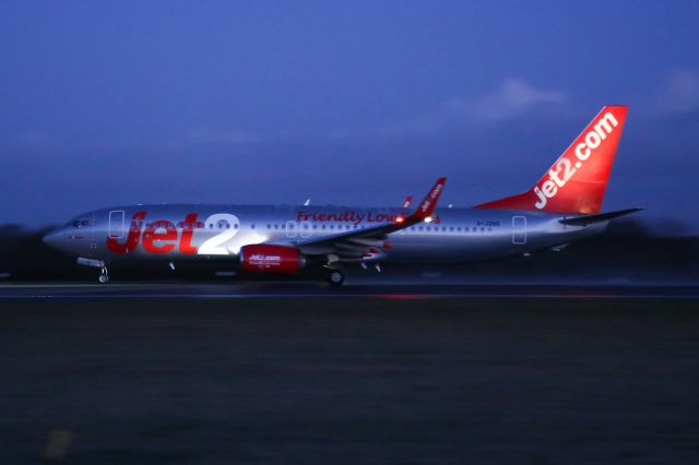 Boeing 737-800 (G-JZHS) - EXS855 with an early departure to the ski slopes of Grenoble