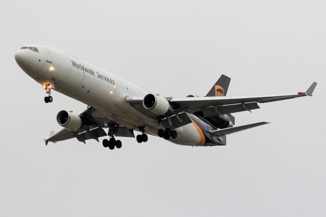 Boeing MD-11 (N288UP) - UPS2062 from Louisville, KY.