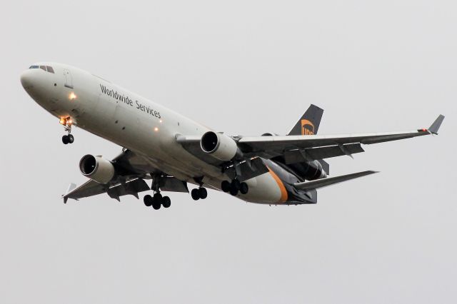 Boeing MD-11 (N288UP) - UPS2062 from Louisville, KY.