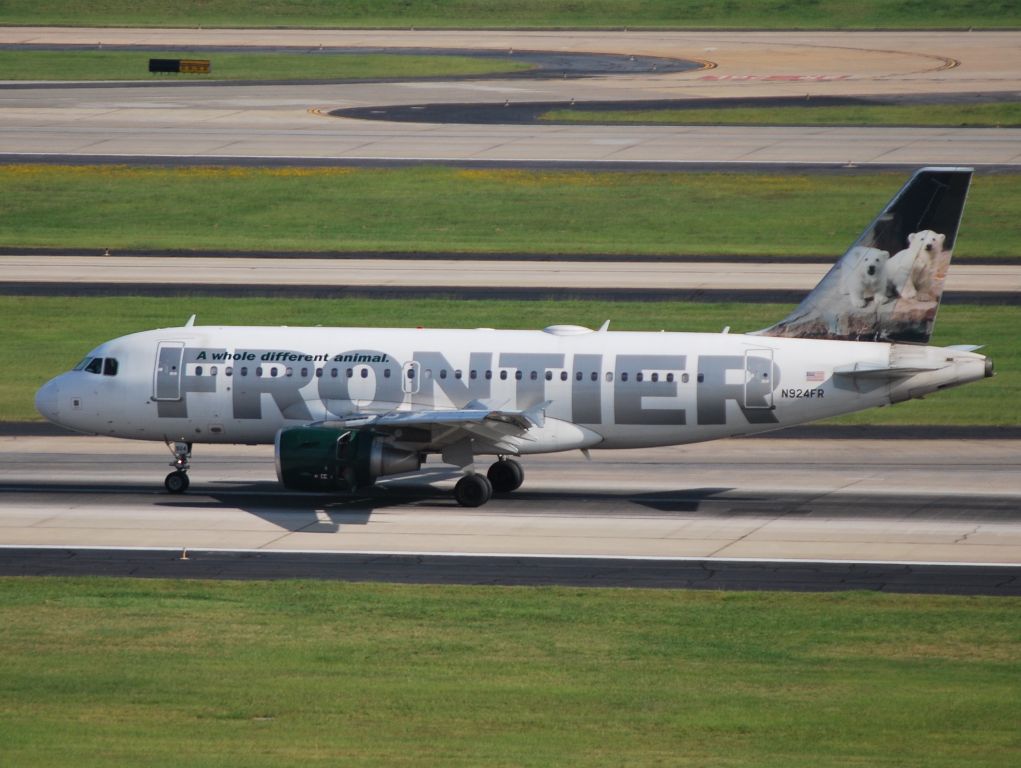 Airbus A319 (N924FR) - Arriving 6/16/12