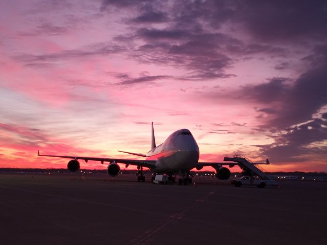 Boeing 747-400 (N486MC) - N486MC