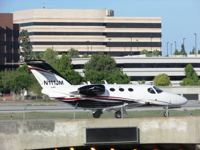 Cessna Citation Mustang (N111JM) - Taxiing to RWY 30
