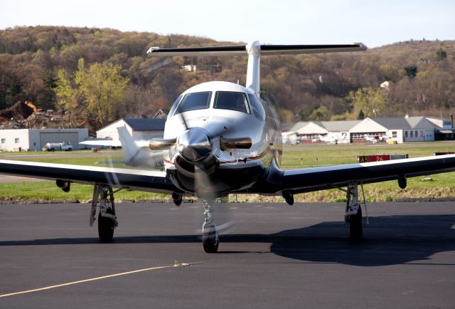 Pilatus PC-12 (N427WA) - Great aircraft! On the RELIANT AIR ramp, where you find the best fuel prices on the Danbury (KDXR) airport