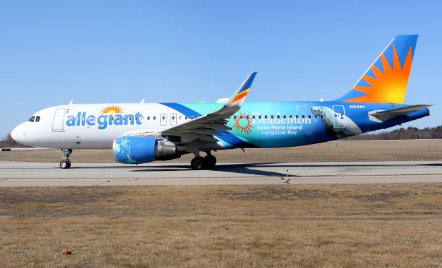 Airbus A320 (N194NV) - Allegiant's newest special livery promoting the Sarasota-Bradenton area as a tourism destination. 