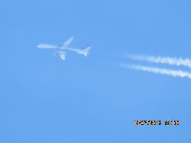 Boeing 757-200 (N682DA)