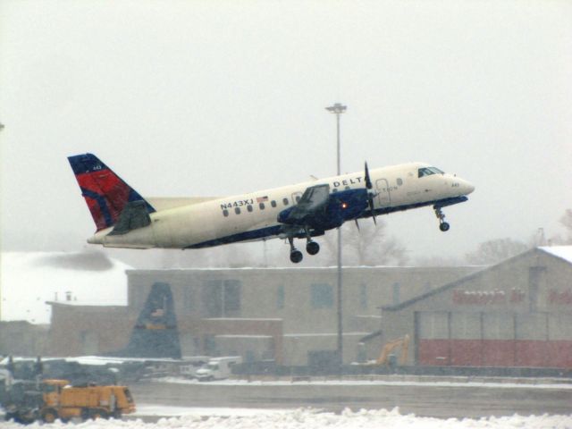 Saab 340 (N443XJ)