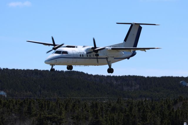 de Havilland Dash 8-200 (C-GQBT)
