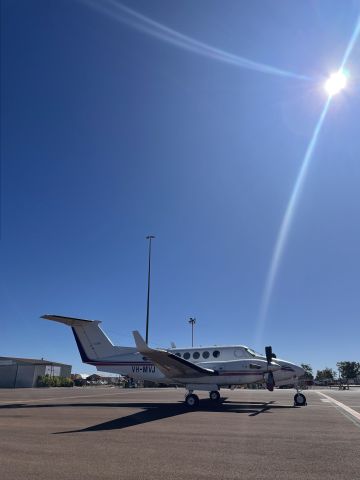 Beechcraft Super King Air 200 (VH-MVJ)