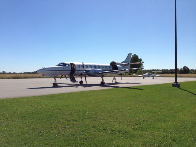 Fairchild Dornier SA-227DC Metro (N430MA) - Waiting for freight in Romeo, Michigan.