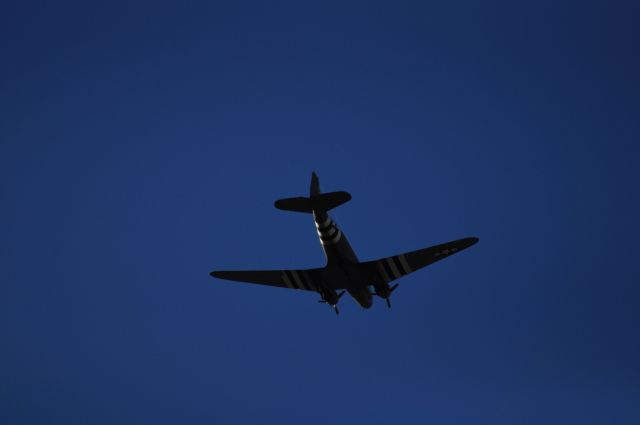 Douglas DC-3 — - Flying around Palm Springs week after Christmas 2019