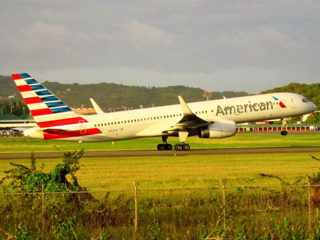 Boeing 757-200 (N183AN)