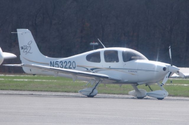 Cirrus SR-22 (N53220)