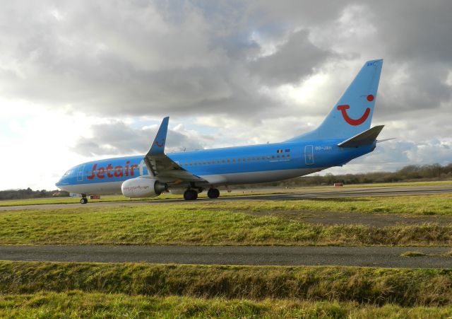 Boeing 737-700 (OO-JAH)