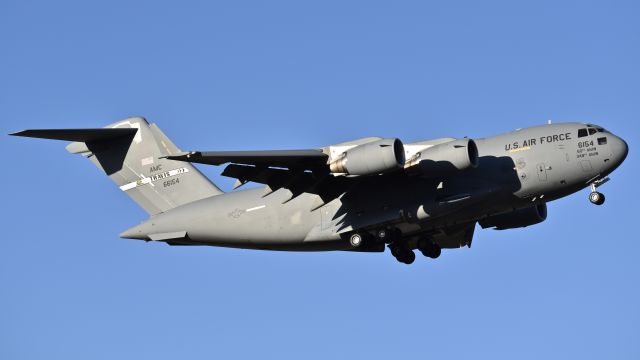 Boeing Globemaster III (06-6154) - USAF Boeing C-17A "Globemaster III," assigned to the 60th Air Mobility Wing / 349th Air Mobility Wing, on final for RWY 17L at Colorado Springs Airport