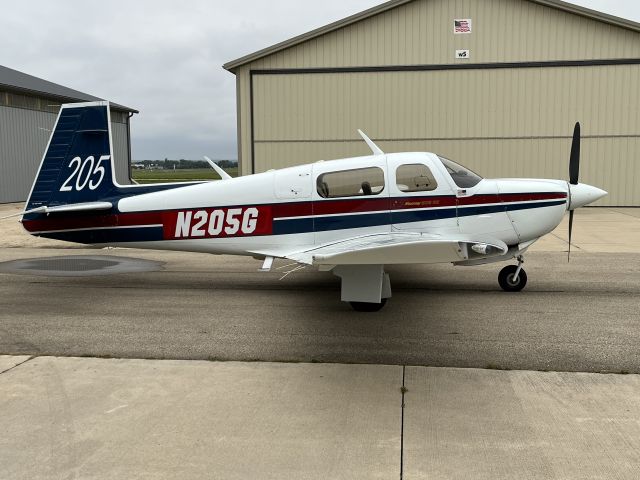 Mooney M-20 (N205G)