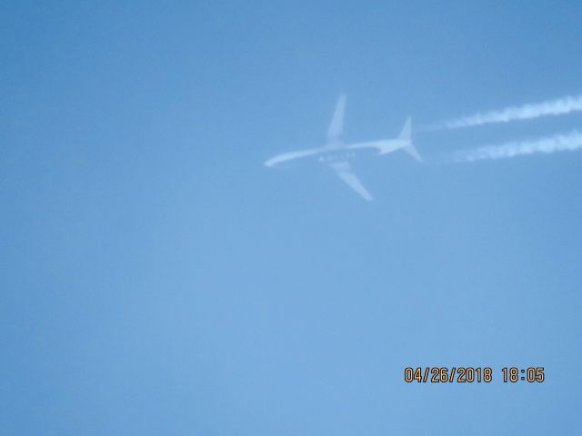 Boeing 737-900 (N875DN)