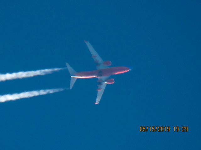 Boeing 737-700 (N210WN)