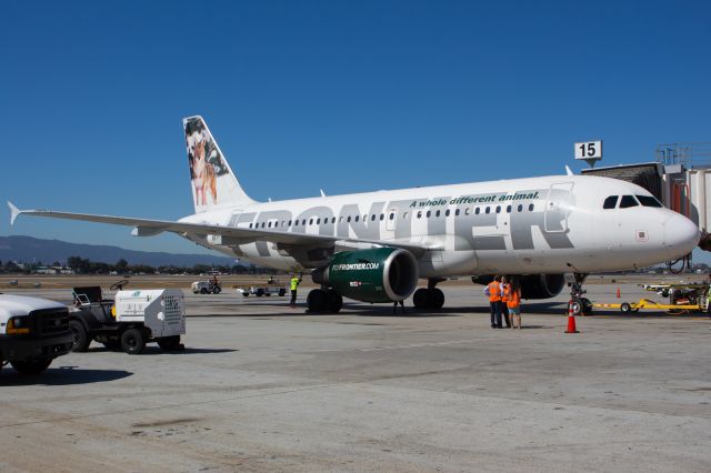 Airbus A319 (N920FR)