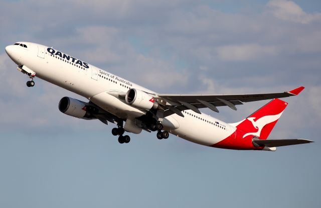 Airbus A330-300 (VH-QPB) - Climbing from Rwy 34L