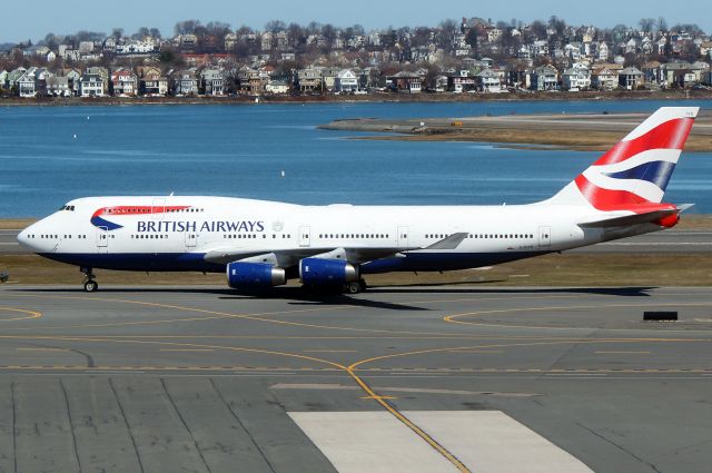 Boeing 747-400 (G-CIVS) - Speedbird 13 Golf arriving from London-Heathrow