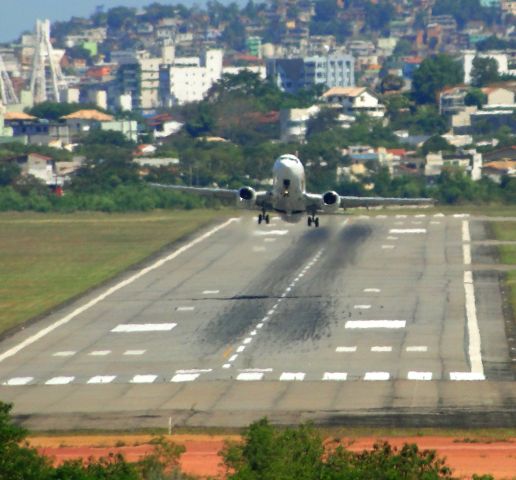 Boeing 737-700 (PR-GIF)