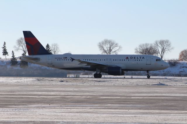 Airbus A321 (N378NW)