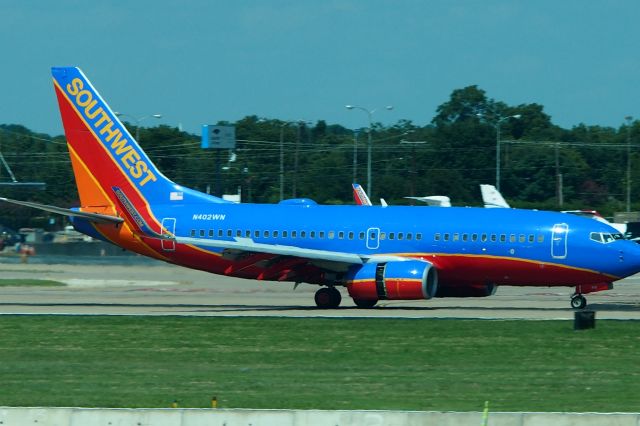 Boeing 737-700 (N402WN)