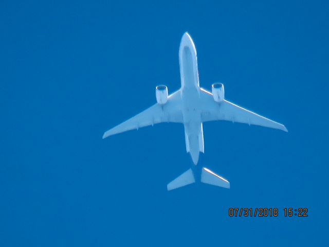 BOEING 777-200LR (N890FD)