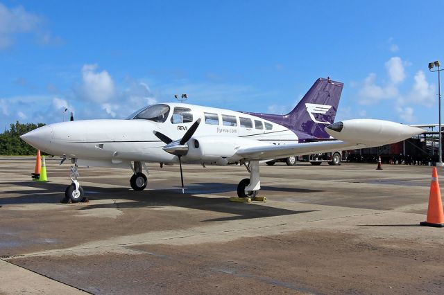 Cessna 402 (N403AJ)