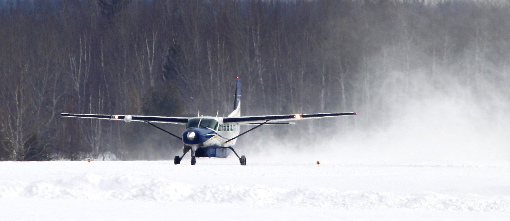 Cessna Caravan (N4118K) - Air Choice One flight 2803 taking off runway 27