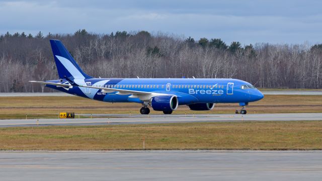 N227BZ — - Breeze Airways N227BZ taxiing to the gate.